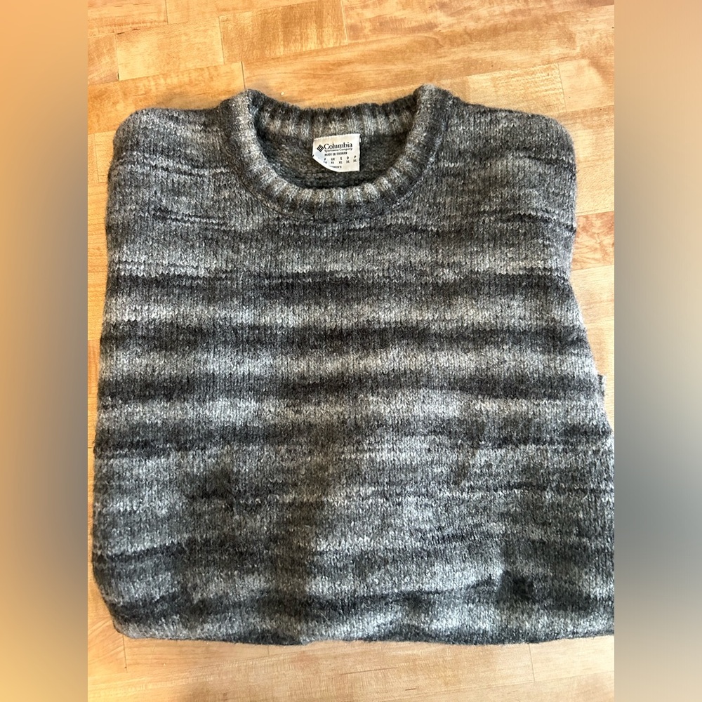 Vintage Columbia Women’s Sweater